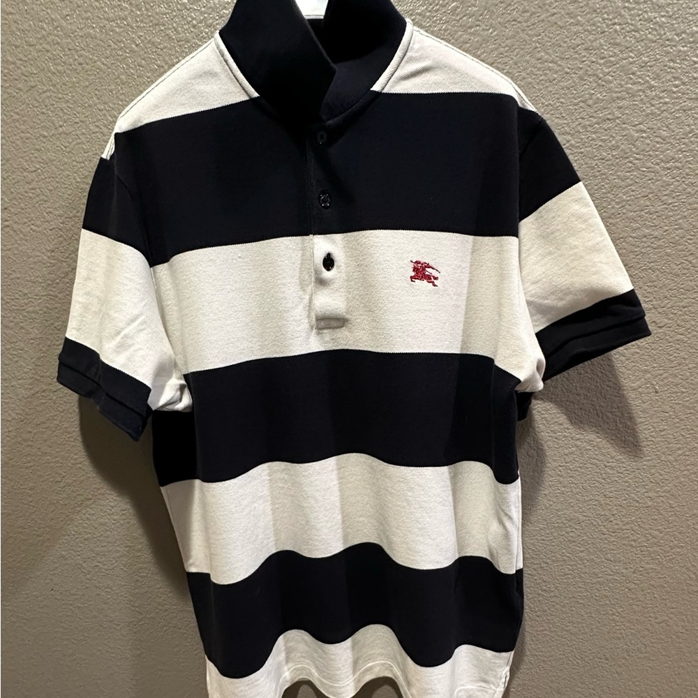 Burberry London Navy and White 🇬🇧